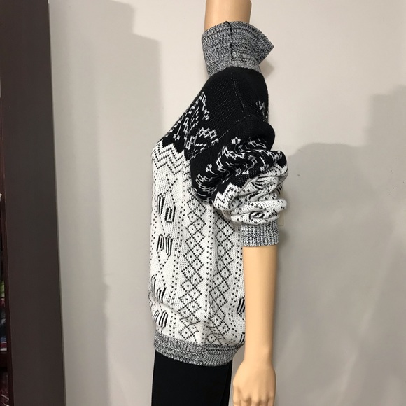 Stevemor black/white geometric/argyle pattern acrylic knit sweater size Medium - Picture 3 of 8